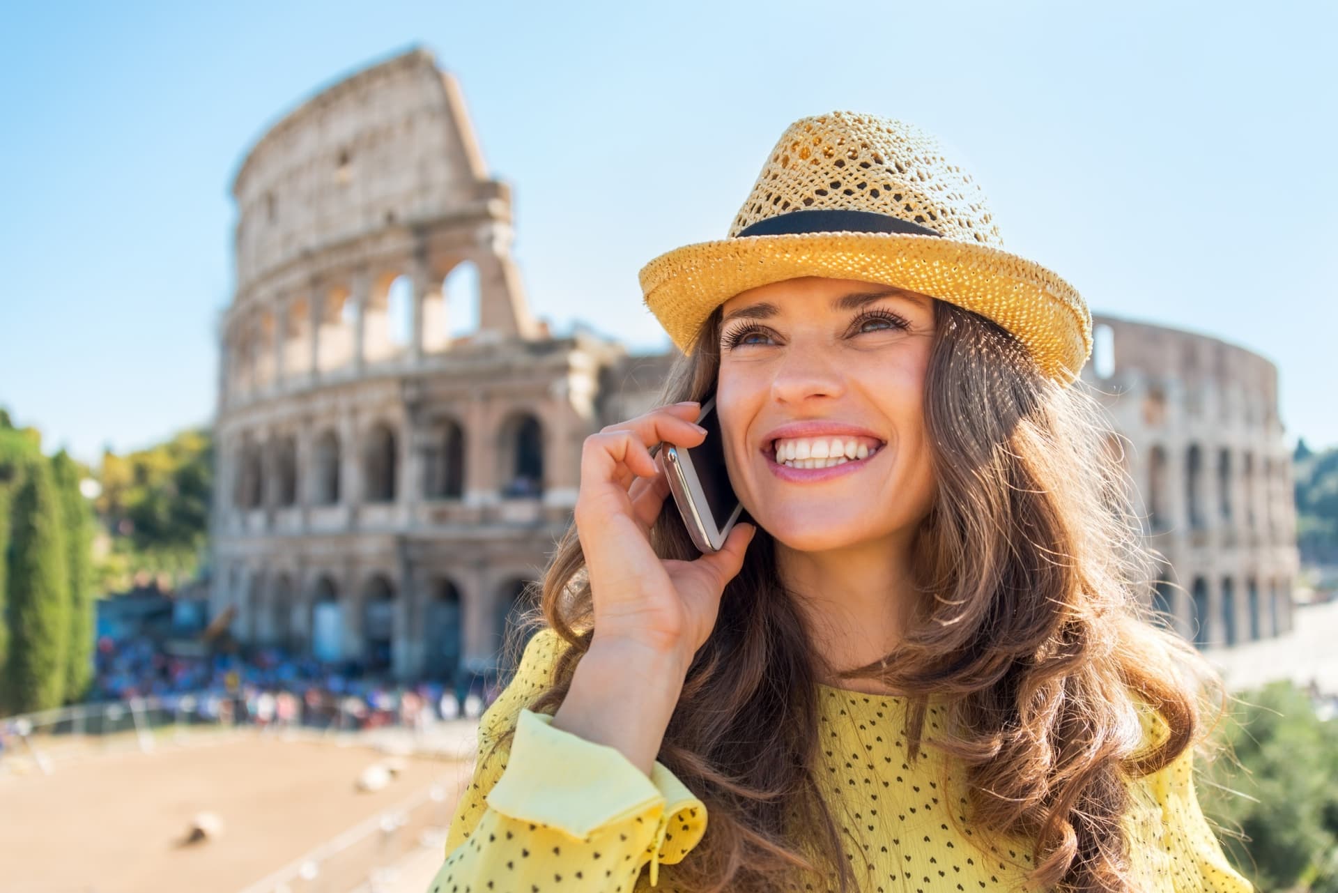 Stay Connected in Italy